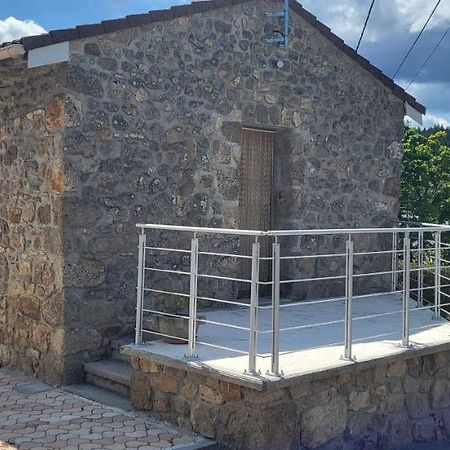 Maisonnette En Pierre Renovee Lamastre Exteriér fotografie