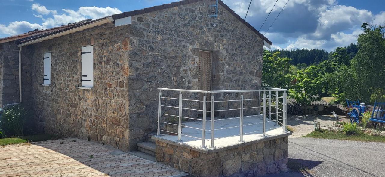 Maisonnette En Pierre Renovee Lamastre Exteriér fotografie
